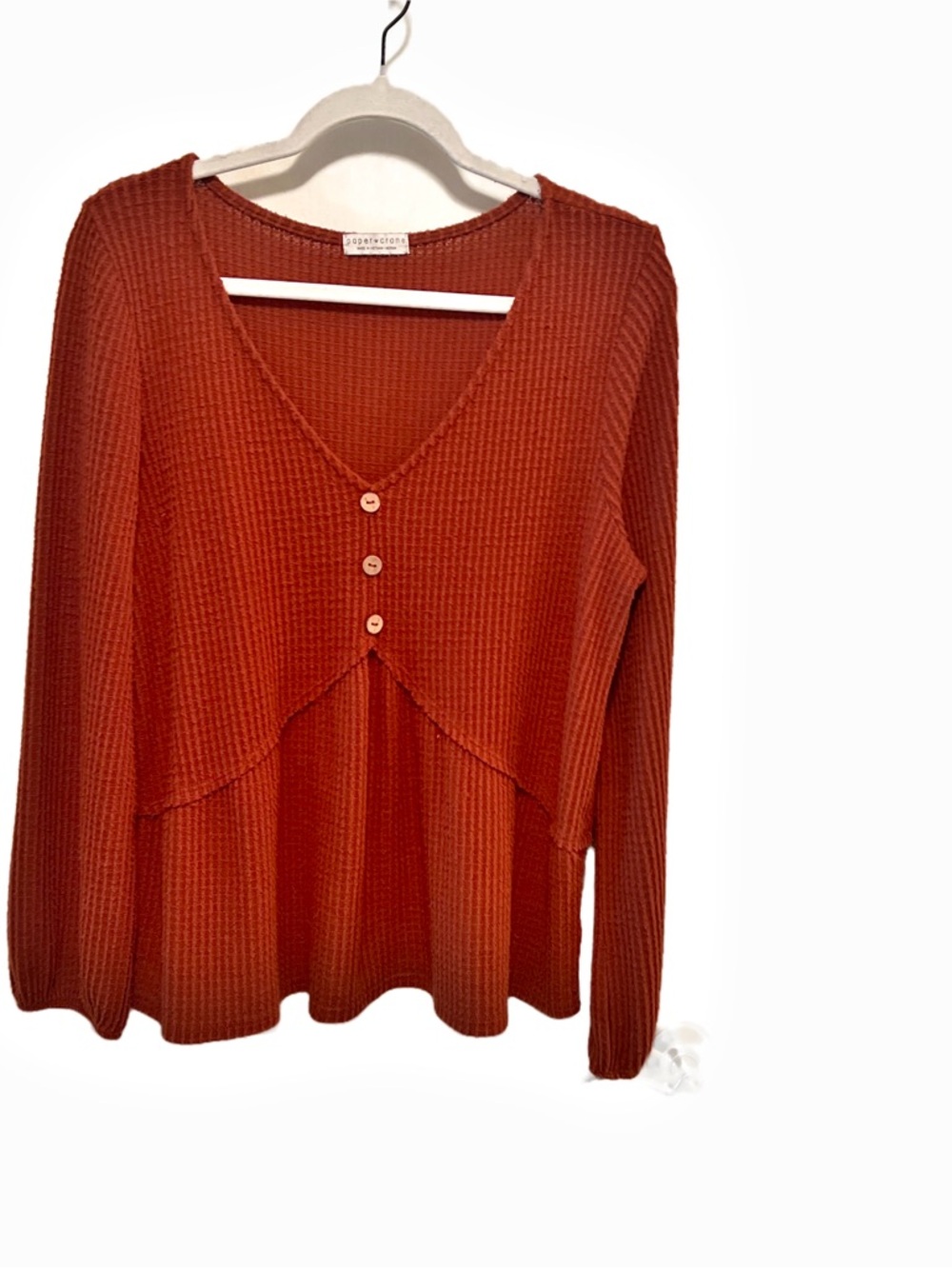 Paper Crane Rust Orange Ribbed V‑Neck Button Front Peplum Long Sleeve Top
